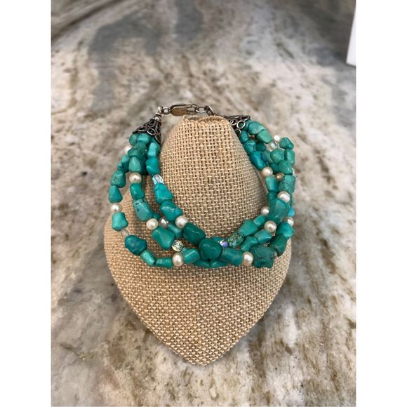 Turquoise Howlite and Pearl Necklace with Matching Bracelet #stunning #western - Picture 6 of 12